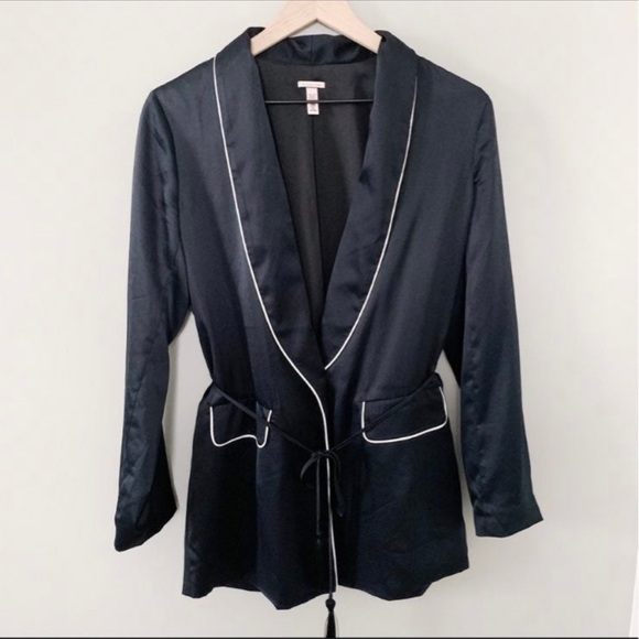 Victoria's Secret Other - victoria's secret black silk short-length robe, size s